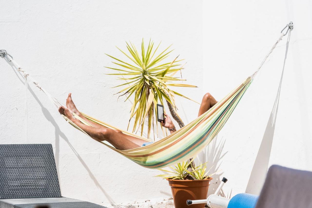 Bura Surfhouse Vandrarhem Lagos Exteriör bild